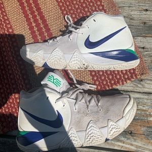 Nike Kyrie 2 Seahawks Size 7.5